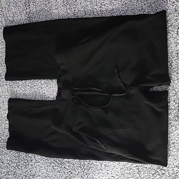 💣 Uniqlo Rubbes Black High Waist Pants - Picture 3 of 9